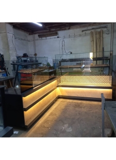 Bread Counter Baklava Presentation Counter