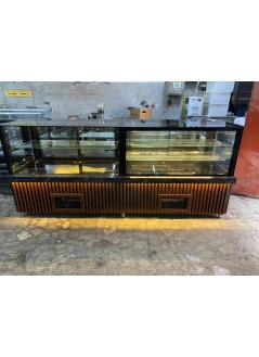 Cake & Beverage Cabinet