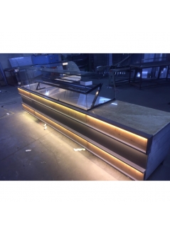 Pastry Counter with Z Shelf